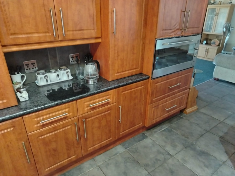 4 Bedroom Property for Sale in Bothasrus Eastern Cape